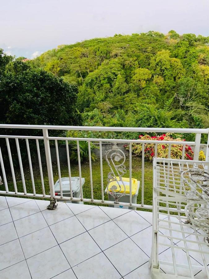 Vila Kaza Fressel Le Gosier  Exteriér fotografie